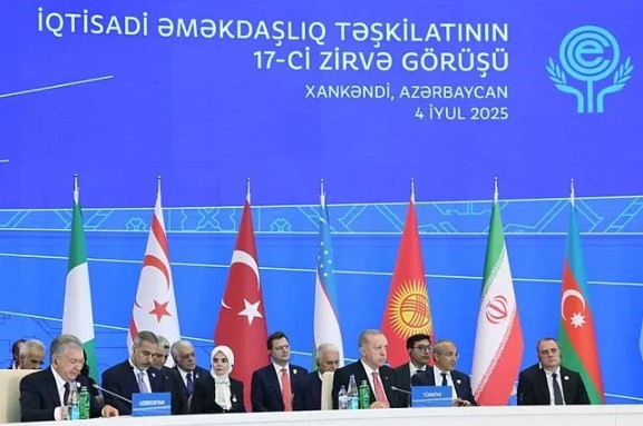 Başkan Erdoğan'dan Azerbaycan'da net mesajlar: Kafkasya barış merkezi olacak